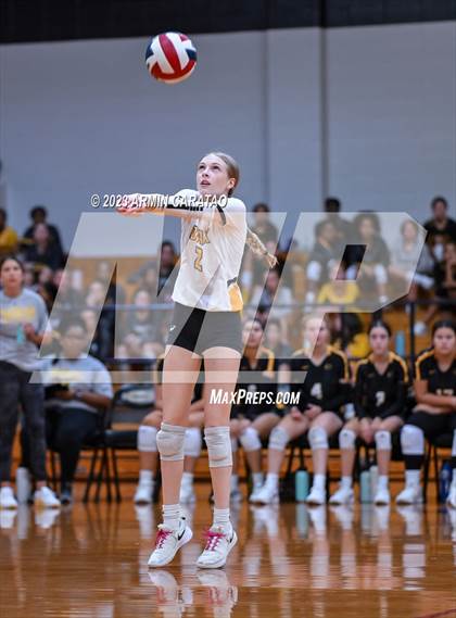 Thumbnail 3 in Bellville @ Klein Oak photogallery.