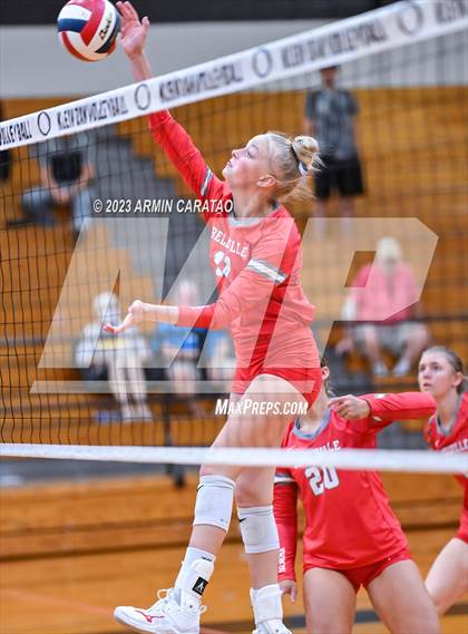 Thumbnail 3 in Bellville @ Klein Oak photogallery.