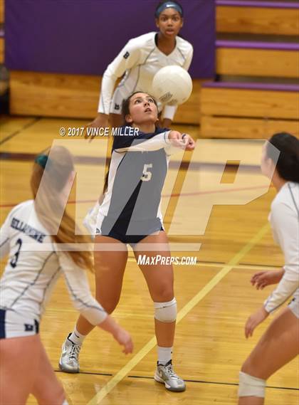 Thumbnail 2 in Bellarmine Prep @ Sumner photogallery.