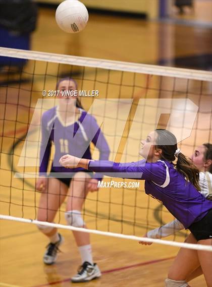 Thumbnail 3 in Bellarmine Prep @ Sumner photogallery.