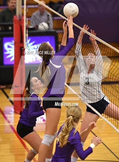 Thumbnail 3 in Bellarmine Prep @ Sumner photogallery.
