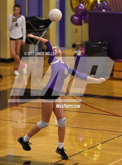 Thumbnail 2 in Bellarmine Prep @ Sumner photogallery.