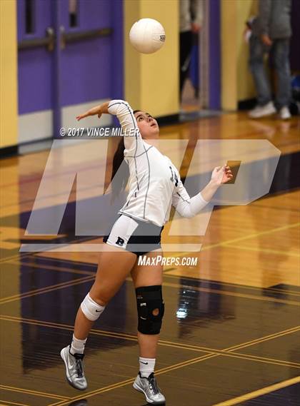 Thumbnail 3 in Bellarmine Prep @ Sumner photogallery.