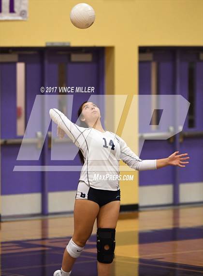 Thumbnail 3 in Bellarmine Prep @ Sumner photogallery.