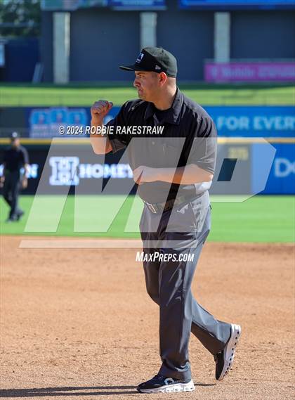 Thumbnail 1 in Fayetteville vs. Ira (UIL 1A Baseball Final) photogallery.