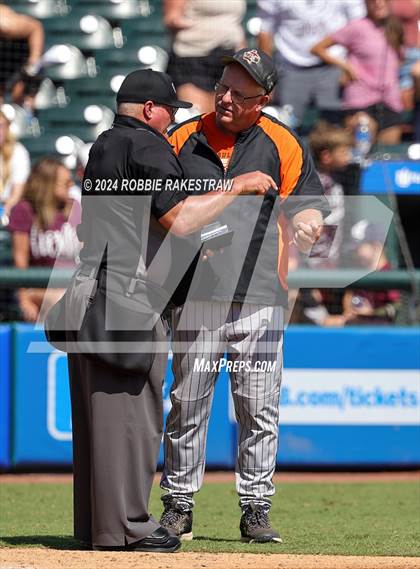 Thumbnail 1 in Fayetteville vs. Ira (UIL 1A Baseball Final) photogallery.