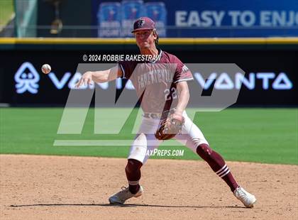 Thumbnail 3 in Fayetteville vs. Ira (UIL 1A Baseball Final) photogallery.