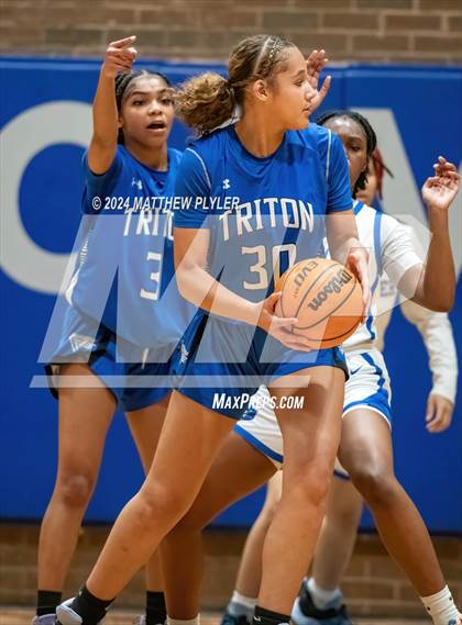 Thumbnail 1 in Triton @ Westover photogallery.