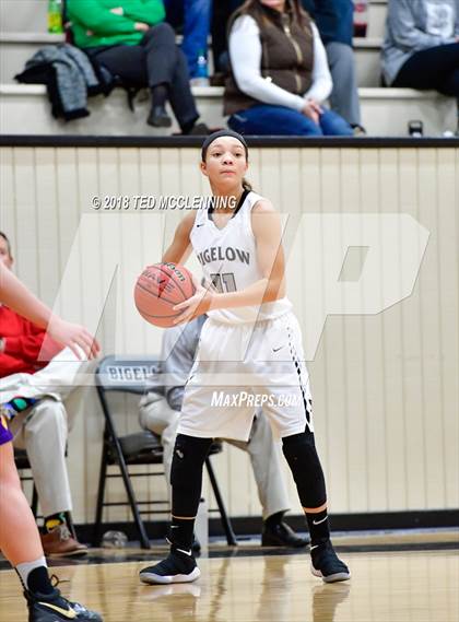 Thumbnail 1 in Fountain Lake vs. Bigelow (Perry County Classic) photogallery.