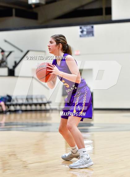Thumbnail 2 in Fountain Lake vs. Bigelow (Perry County Classic) photogallery.