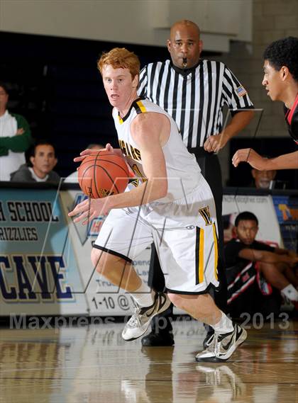 Thumbnail 3 in Rancho Verde vs. Ventura (I Have a Dream Classic) photogallery.