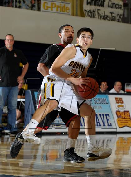Thumbnail 2 in Rancho Verde vs. Ventura (I Have a Dream Classic) photogallery.