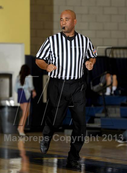 Thumbnail 1 in Rancho Verde vs. Ventura (I Have a Dream Classic) photogallery.
