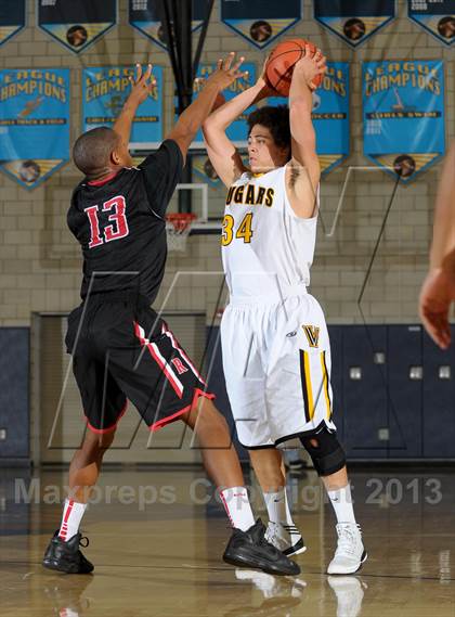 Thumbnail 1 in Rancho Verde vs. Ventura (I Have a Dream Classic) photogallery.