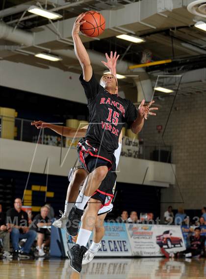 Thumbnail 2 in Rancho Verde vs. Ventura (I Have a Dream Classic) photogallery.