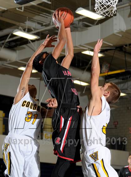 Thumbnail 2 in Rancho Verde vs. Ventura (I Have a Dream Classic) photogallery.