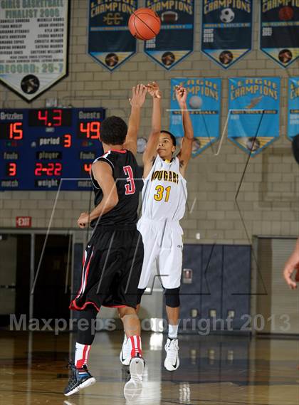 Thumbnail 3 in Rancho Verde vs. Ventura (I Have a Dream Classic) photogallery.