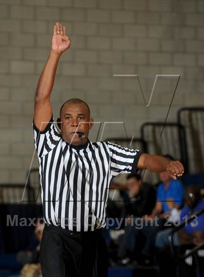 Thumbnail 2 in Rancho Verde vs. Ventura (I Have a Dream Classic) photogallery.