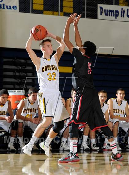 Thumbnail 1 in Rancho Verde vs. Ventura (I Have a Dream Classic) photogallery.