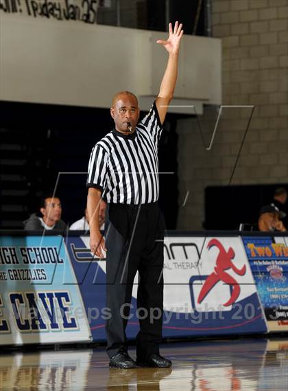 Thumbnail 1 in Rancho Verde vs. Ventura (I Have a Dream Classic) photogallery.