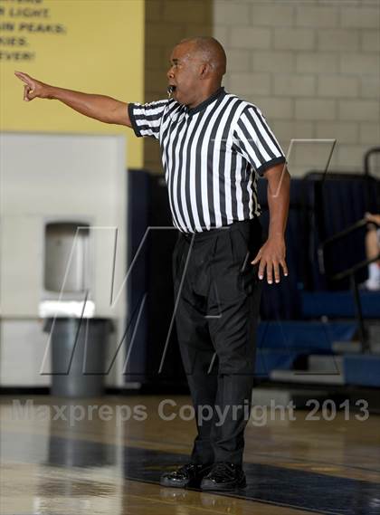 Thumbnail 2 in Rancho Verde vs. Ventura (I Have a Dream Classic) photogallery.