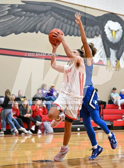 Thumbnail 2 in Lampasas @ Salado photogallery.