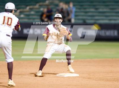 Thumbnail 2 in Nogales vs. Horizon (AIA 5A State Final) photogallery.
