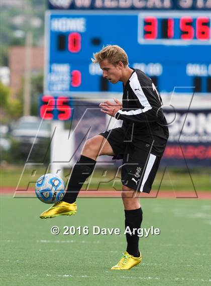 Thumbnail 2 in Viewmont vs. Lone Peak (UHSAA 5A Semifinal) photogallery.