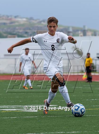 Thumbnail 3 in Viewmont vs. Lone Peak (UHSAA 5A Semifinal) photogallery.