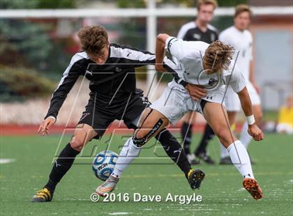 Thumbnail 2 in Viewmont vs. Lone Peak (UHSAA 5A Semifinal) photogallery.