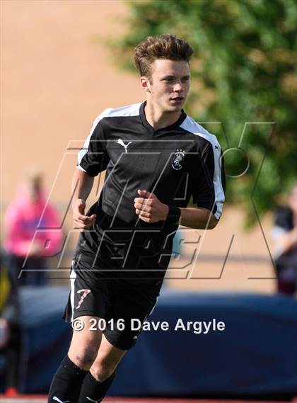 Thumbnail 3 in Viewmont vs. Lone Peak (UHSAA 5A Semifinal) photogallery.