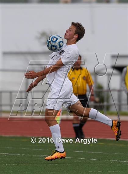 Thumbnail 2 in Viewmont vs. Lone Peak (UHSAA 5A Semifinal) photogallery.