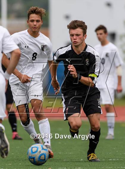 Thumbnail 3 in Viewmont vs. Lone Peak (UHSAA 5A Semifinal) photogallery.