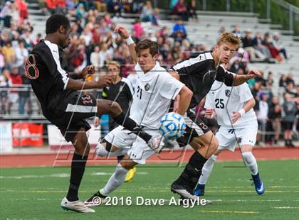 Thumbnail 2 in Viewmont vs. Lone Peak (UHSAA 5A Semifinal) photogallery.
