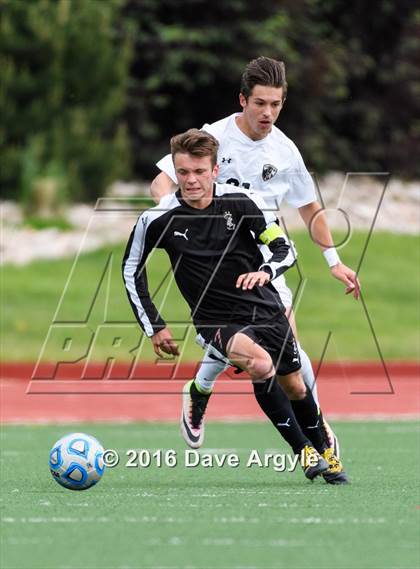 Thumbnail 1 in Viewmont vs. Lone Peak (UHSAA 5A Semifinal) photogallery.