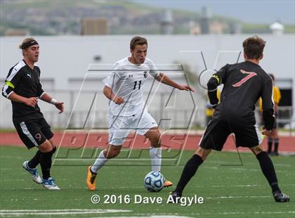 Thumbnail 1 in Viewmont vs. Lone Peak (UHSAA 5A Semifinal) photogallery.