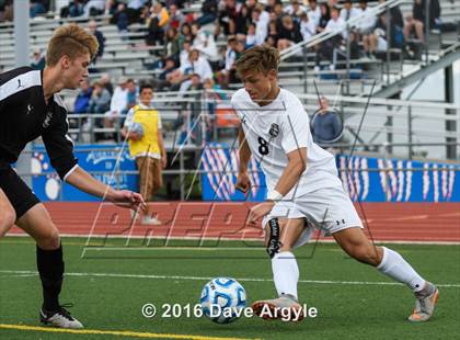 Thumbnail 3 in Viewmont vs. Lone Peak (UHSAA 5A Semifinal) photogallery.