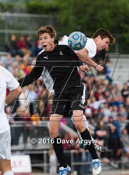 Thumbnail 1 in Viewmont vs. Lone Peak (UHSAA 5A Semifinal) photogallery.