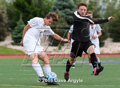 Thumbnail 3 in Viewmont vs. Lone Peak (UHSAA 5A Semifinal) photogallery.
