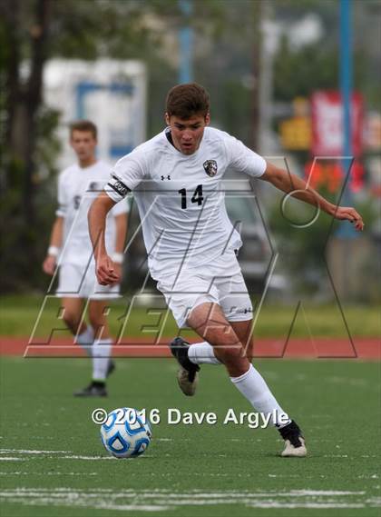 Thumbnail 1 in Viewmont vs. Lone Peak (UHSAA 5A Semifinal) photogallery.