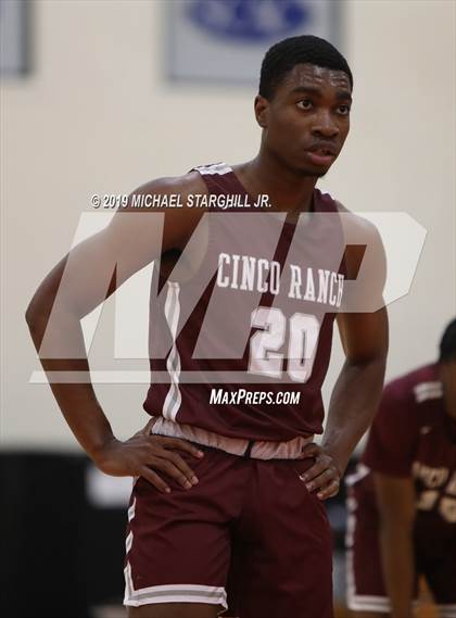 Thumbnail 1 in Cinco Ranch vs. Clear Falls (Christmas Crossover) photogallery.