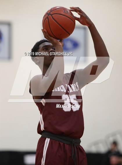 Thumbnail 2 in Cinco Ranch vs. Clear Falls (Christmas Crossover) photogallery.