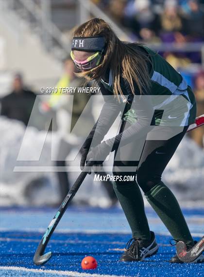 Thumbnail 2 in Johnstown vs. Carle Place (NYSPHSAA Class C Semfinal) photogallery.