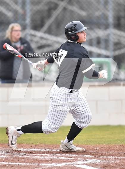 Thumbnail 3 in Whitewright vs Cumby (Blue Ridge Tournament) photogallery.