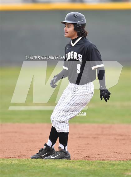 Thumbnail 2 in Whitewright vs Cumby (Blue Ridge Tournament) photogallery.