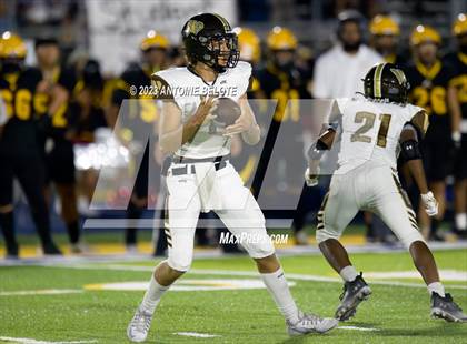 Thumbnail 3 in West @ Cerritos photogallery.