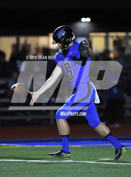 Thumbnail 2 in Stevenson @ Lincoln-Way East photogallery.