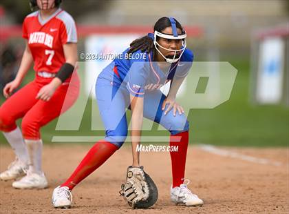 Thumbnail 2 in Mater Dei @ Los Alamitos photogallery.