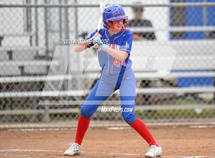 Thumbnail 3 in Mater Dei @ Los Alamitos photogallery.