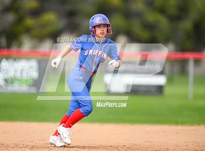 Thumbnail 1 in Mater Dei @ Los Alamitos photogallery.
